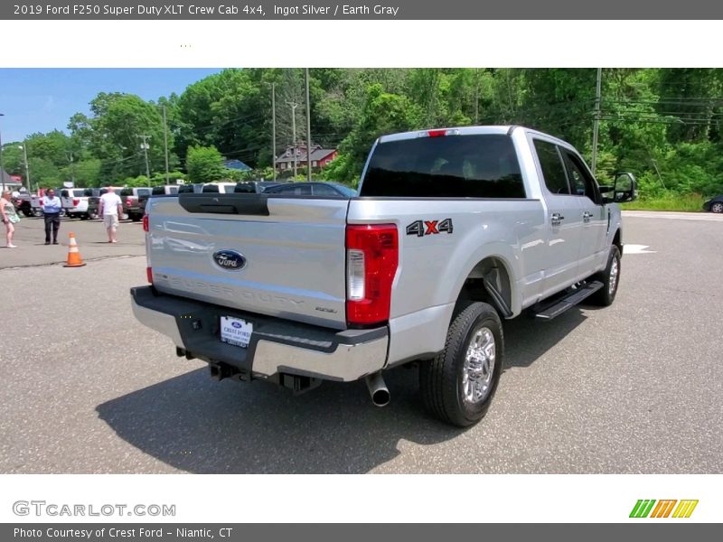 Ingot Silver / Earth Gray 2019 Ford F250 Super Duty XLT Crew Cab 4x4