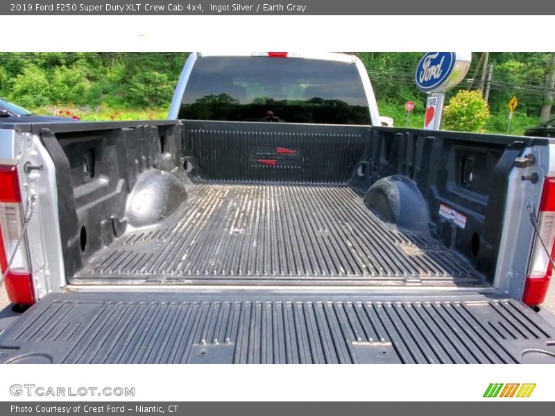 Ingot Silver / Earth Gray 2019 Ford F250 Super Duty XLT Crew Cab 4x4