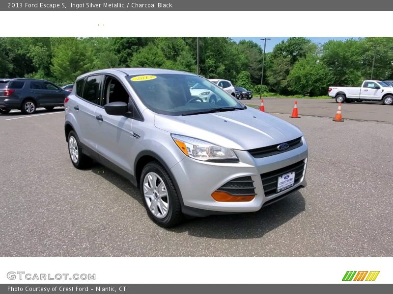 Ingot Silver Metallic / Charcoal Black 2013 Ford Escape S