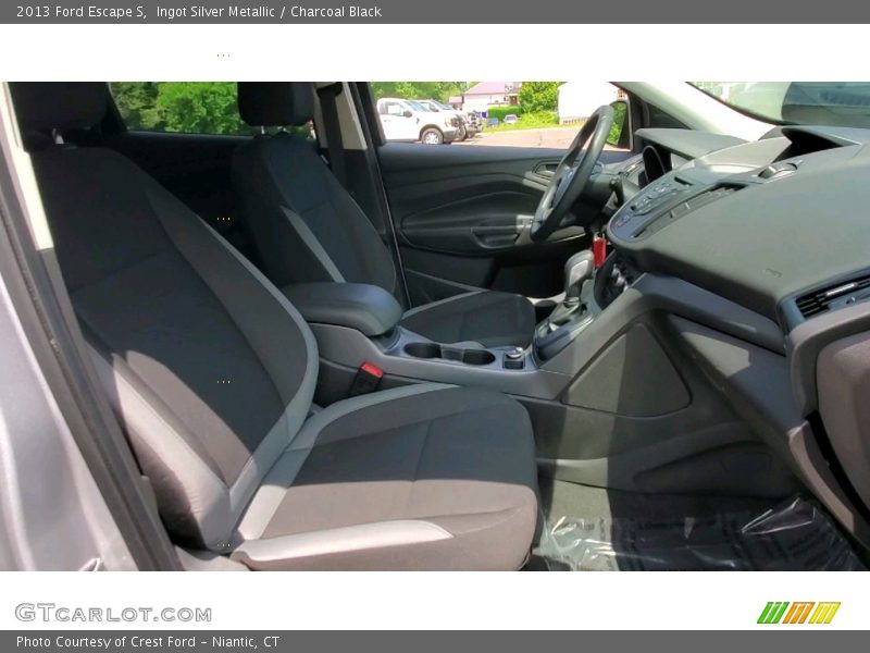Ingot Silver Metallic / Charcoal Black 2013 Ford Escape S