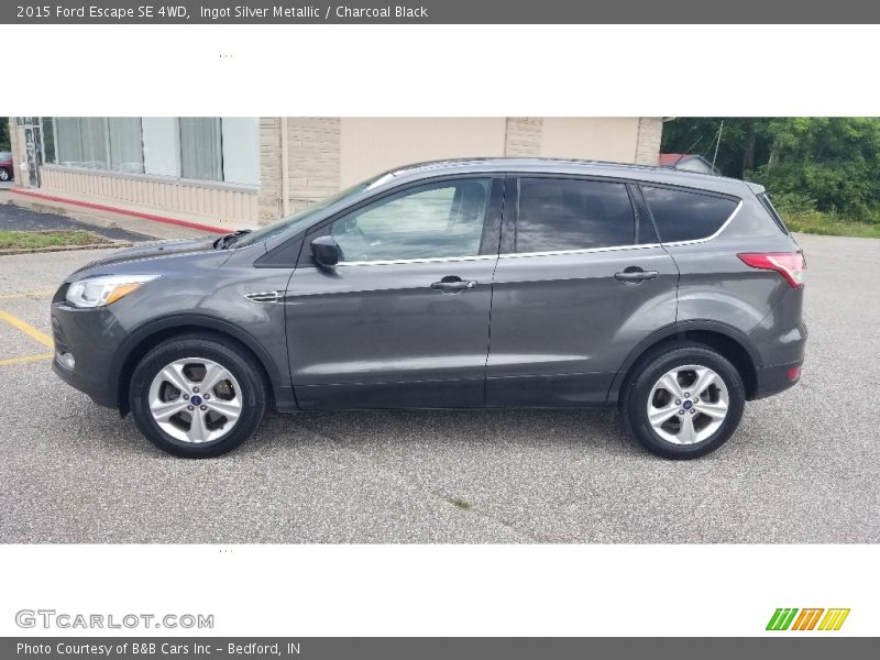 Ingot Silver Metallic / Charcoal Black 2015 Ford Escape SE 4WD