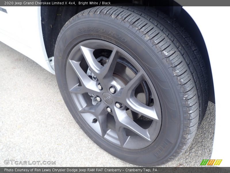 Bright White / Black 2020 Jeep Grand Cherokee Limited X 4x4