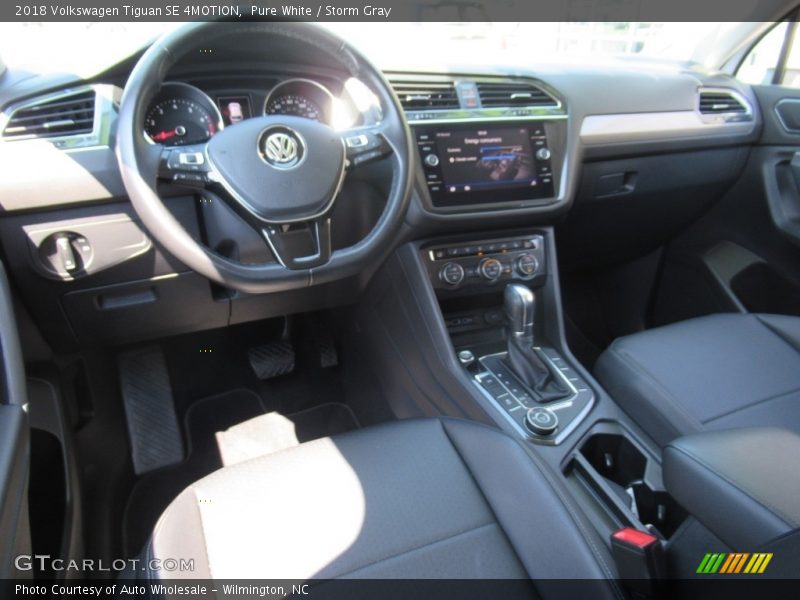 Pure White / Storm Gray 2018 Volkswagen Tiguan SE 4MOTION