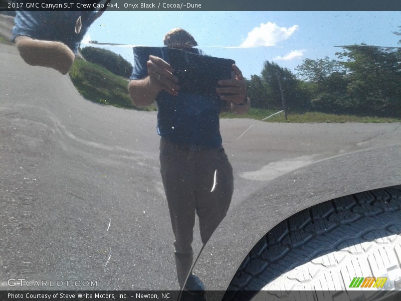 Onyx Black / Cocoa/­Dune 2017 GMC Canyon SLT Crew Cab 4x4