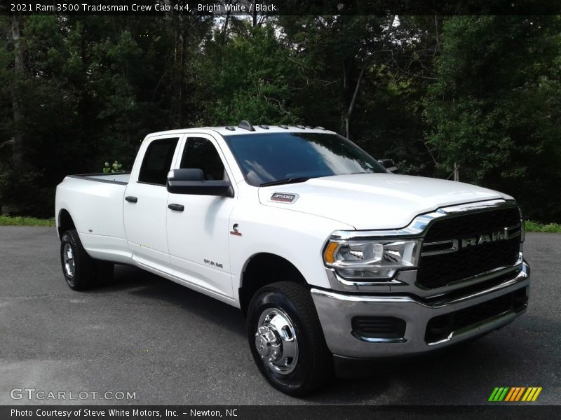 Bright White / Black 2021 Ram 3500 Tradesman Crew Cab 4x4