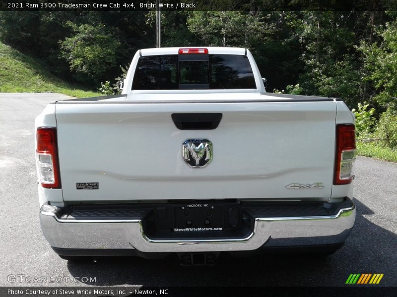 Bright White / Black 2021 Ram 3500 Tradesman Crew Cab 4x4