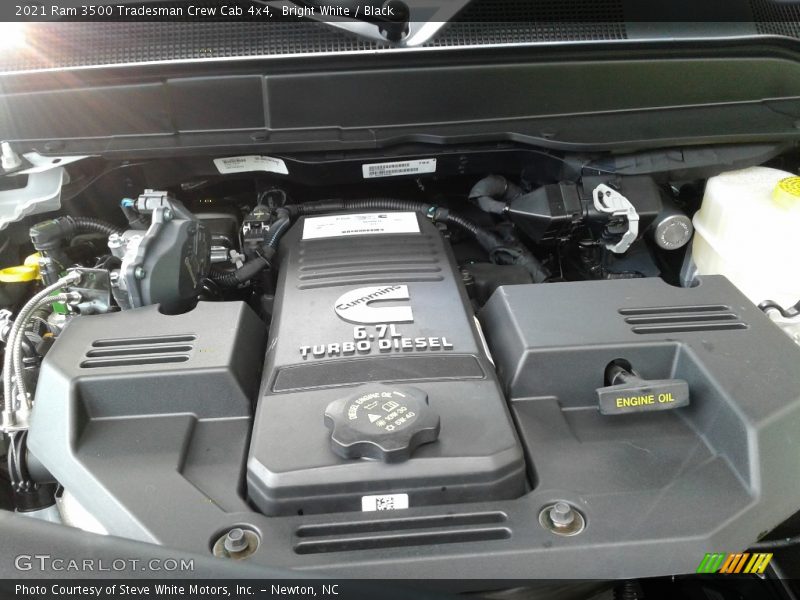 Bright White / Black 2021 Ram 3500 Tradesman Crew Cab 4x4