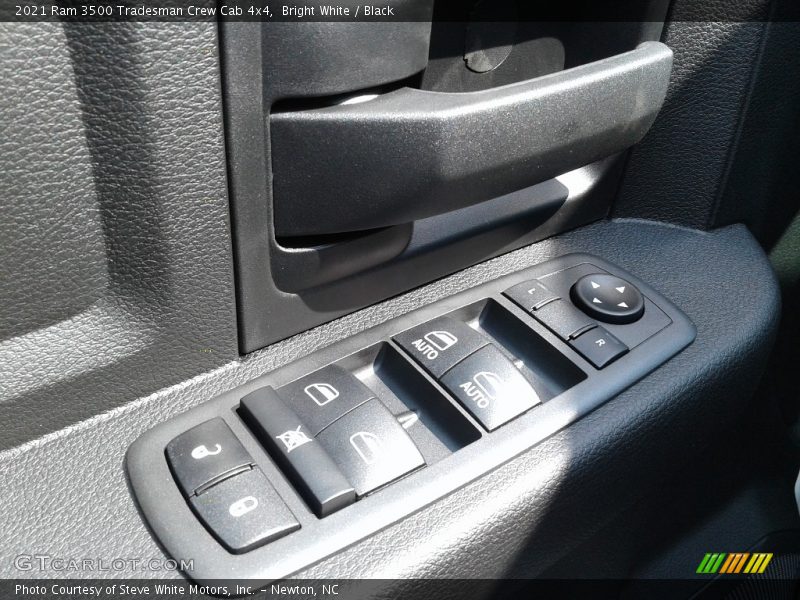Bright White / Black 2021 Ram 3500 Tradesman Crew Cab 4x4