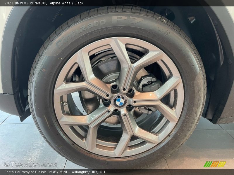 Alpine White / Black 2021 BMW X3 xDrive30i