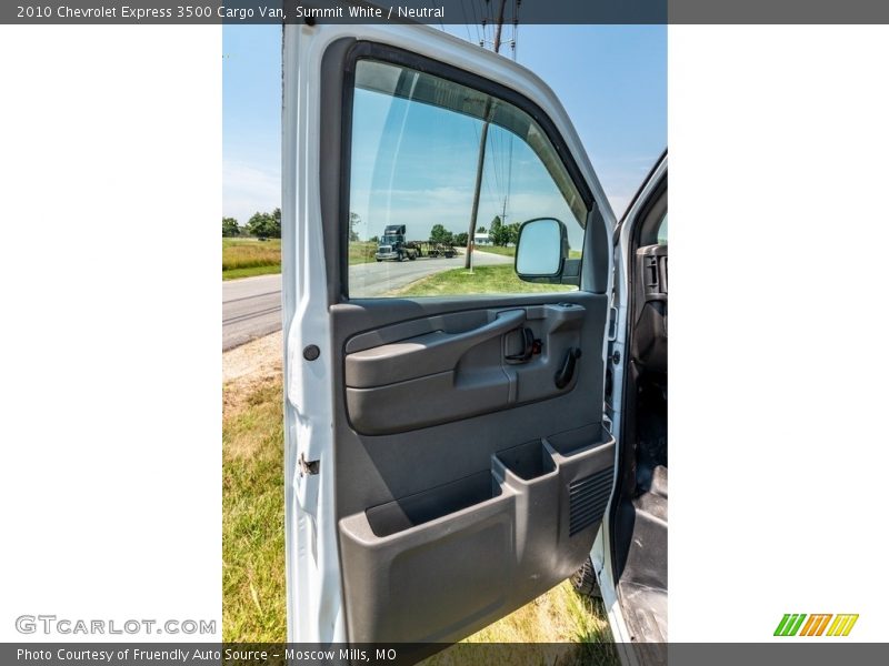 Summit White / Neutral 2010 Chevrolet Express 3500 Cargo Van