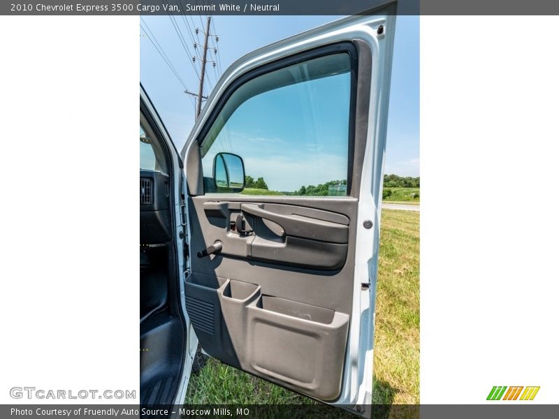 Summit White / Neutral 2010 Chevrolet Express 3500 Cargo Van