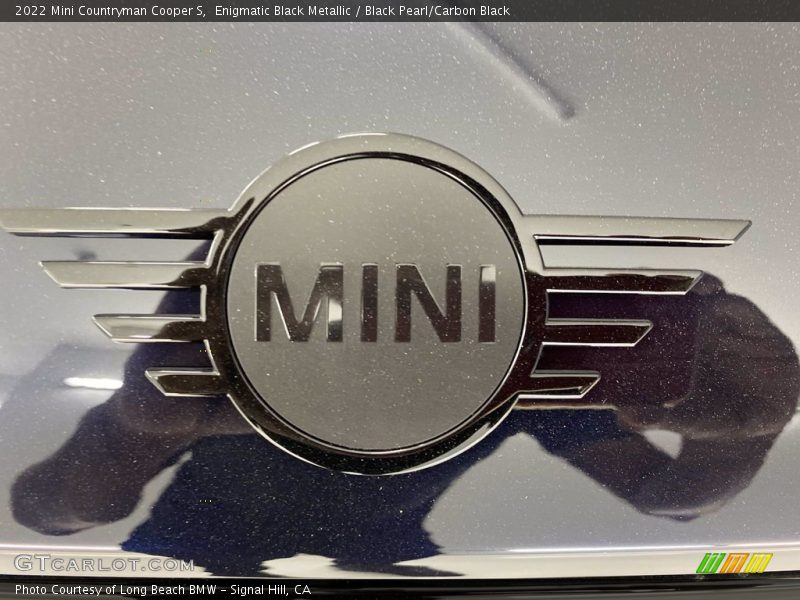 Enigmatic Black Metallic / Black Pearl/Carbon Black 2022 Mini Countryman Cooper S