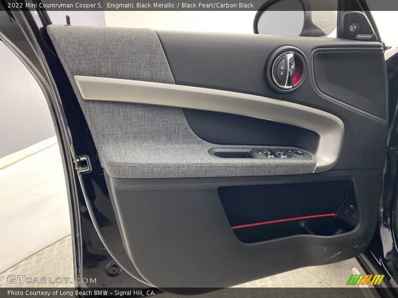 Door Panel of 2022 Countryman Cooper S