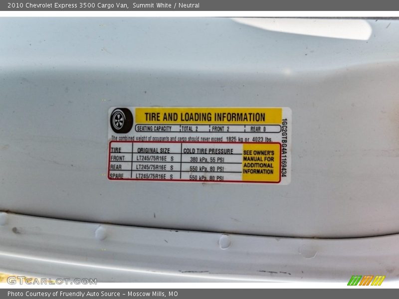 Summit White / Neutral 2010 Chevrolet Express 3500 Cargo Van