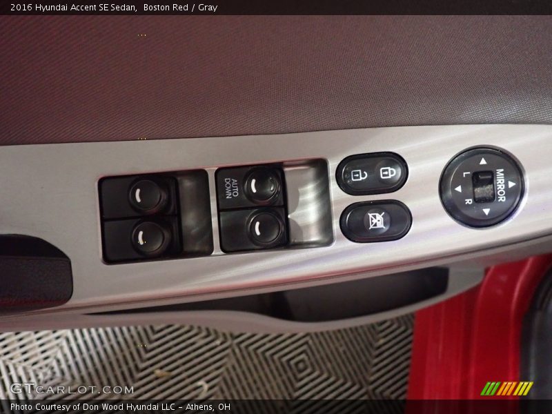 Boston Red / Gray 2016 Hyundai Accent SE Sedan