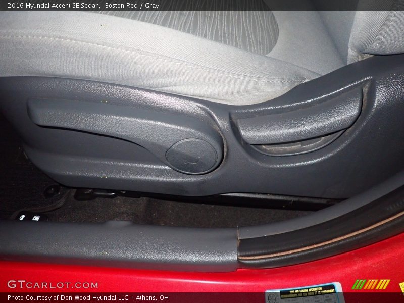 Boston Red / Gray 2016 Hyundai Accent SE Sedan