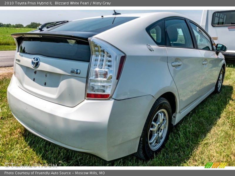 Blizzard White Pearl / Misty Gray 2010 Toyota Prius Hybrid II