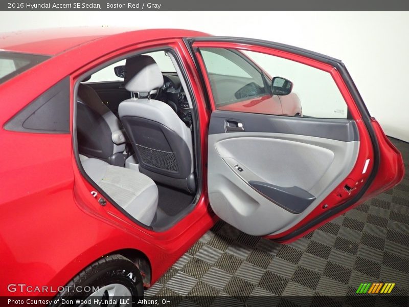 Boston Red / Gray 2016 Hyundai Accent SE Sedan