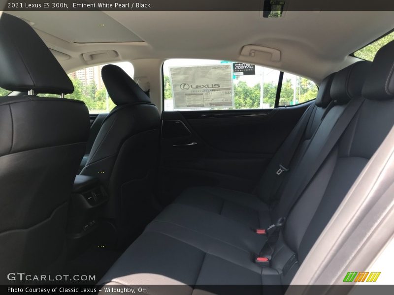 Eminent White Pearl / Black 2021 Lexus ES 300h