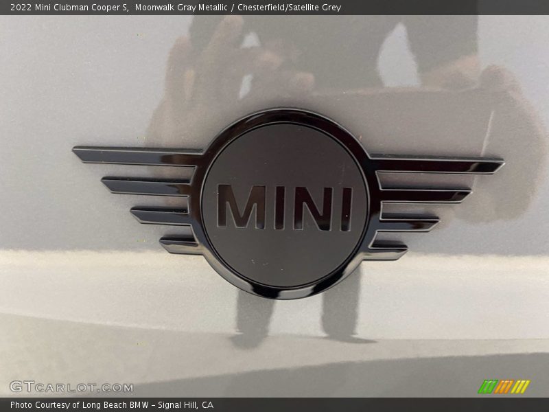 Moonwalk Gray Metallic / Chesterfield/Satellite Grey 2022 Mini Clubman Cooper S