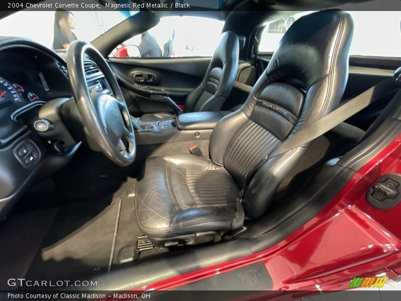 Magnetic Red Metallic / Black 2004 Chevrolet Corvette Coupe