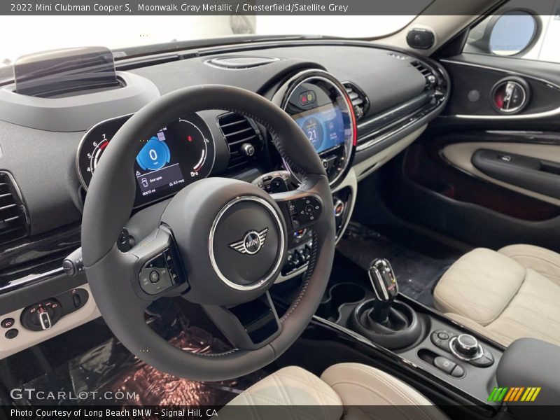 Front Seat of 2022 Clubman Cooper S