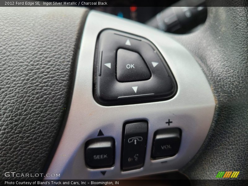 Ingot Silver Metallic / Charcoal Black 2012 Ford Edge SE