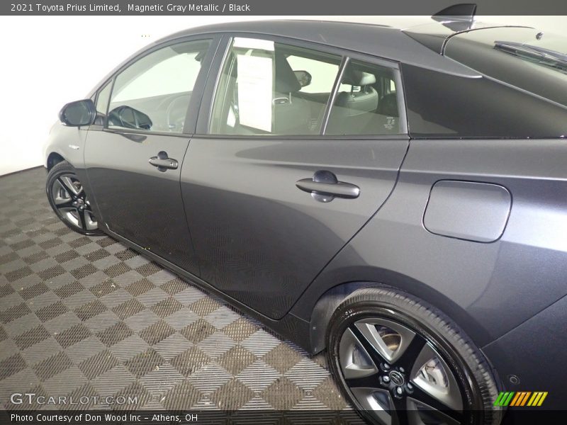 Magnetic Gray Metallic / Black 2021 Toyota Prius Limited