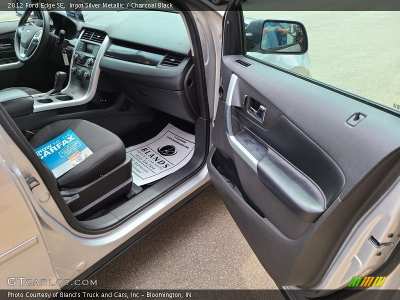 Ingot Silver Metallic / Charcoal Black 2012 Ford Edge SE