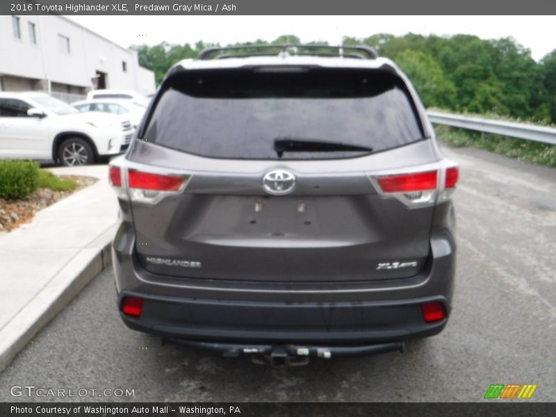 Predawn Gray Mica / Ash 2016 Toyota Highlander XLE