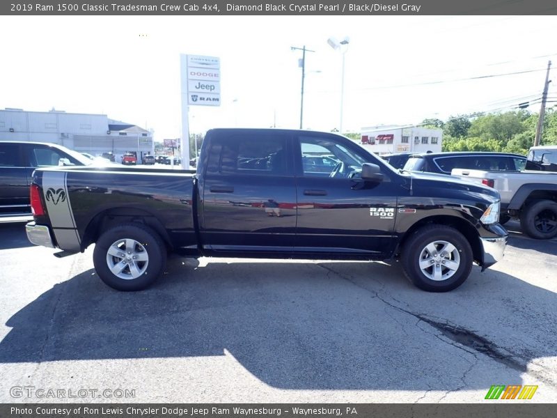 Diamond Black Crystal Pearl / Black/Diesel Gray 2019 Ram 1500 Classic Tradesman Crew Cab 4x4