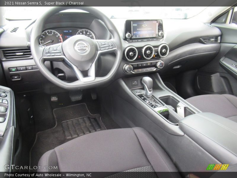 Super Black / Charcoal 2021 Nissan Sentra S