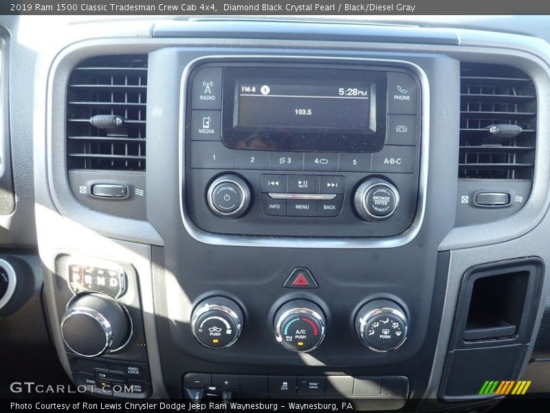 Diamond Black Crystal Pearl / Black/Diesel Gray 2019 Ram 1500 Classic Tradesman Crew Cab 4x4