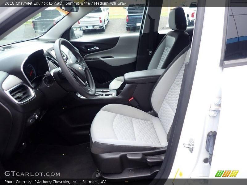 Summit White / Medium Ash Gray 2018 Chevrolet Equinox LS AWD