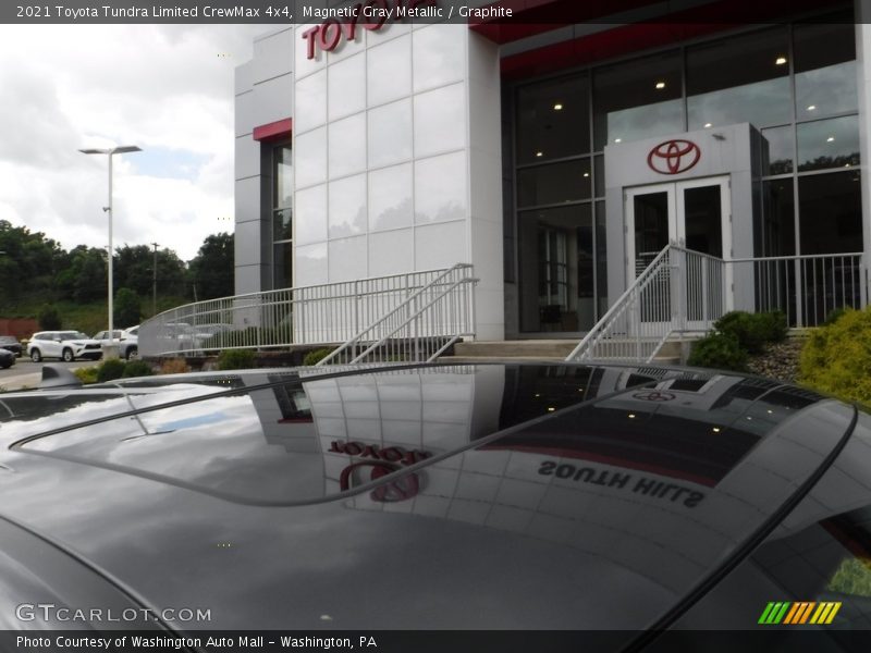 Magnetic Gray Metallic / Graphite 2021 Toyota Tundra Limited CrewMax 4x4