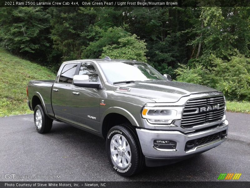 Front 3/4 View of 2021 2500 Laramie Crew Cab 4x4