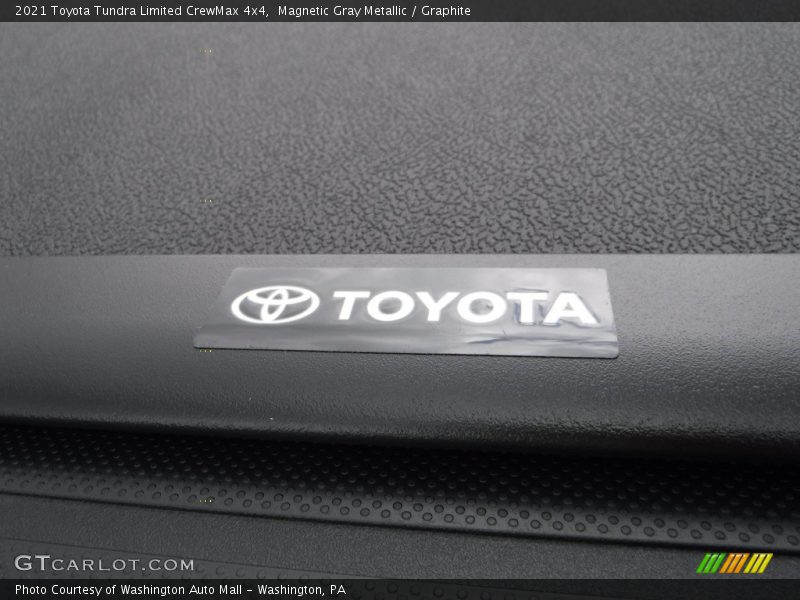 Magnetic Gray Metallic / Graphite 2021 Toyota Tundra Limited CrewMax 4x4