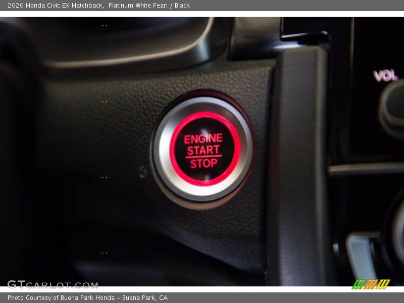 Platinum White Pearl / Black 2020 Honda Civic EX Hatchback