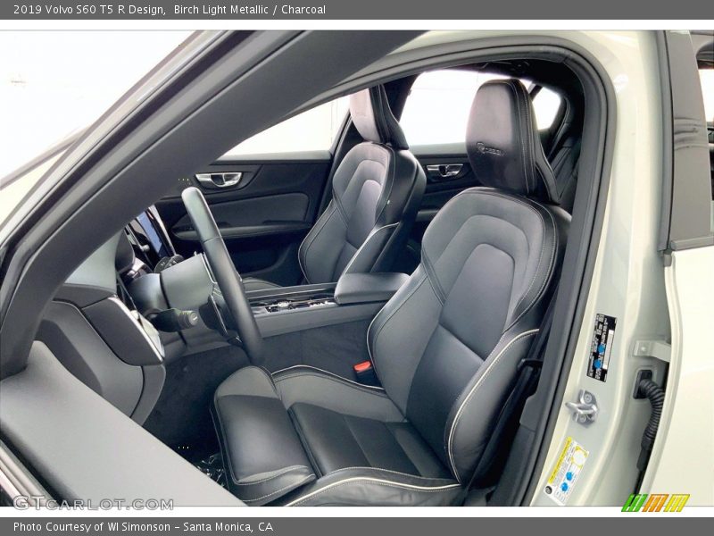 Front Seat of 2019 S60 T5 R Design