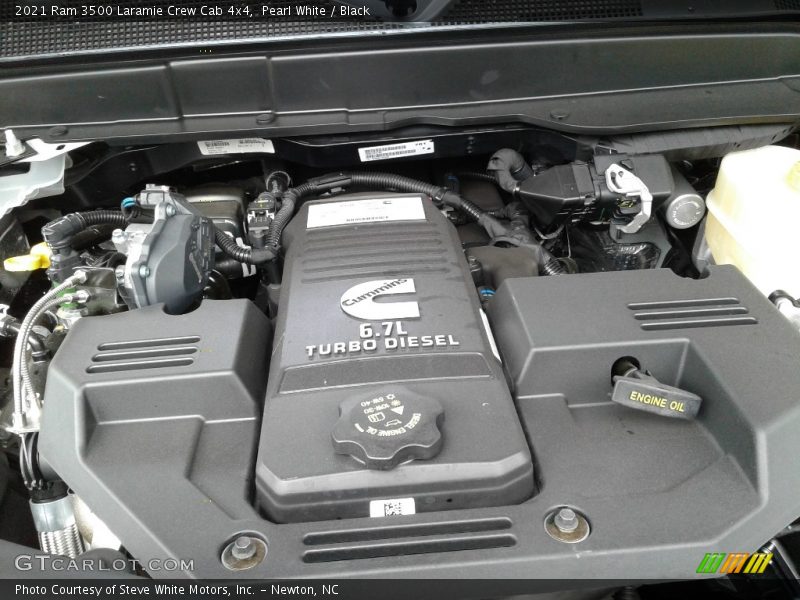 Pearl White / Black 2021 Ram 3500 Laramie Crew Cab 4x4