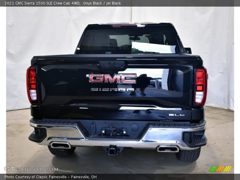 Onyx Black / Jet Black 2021 GMC Sierra 1500 SLE Crew Cab 4WD