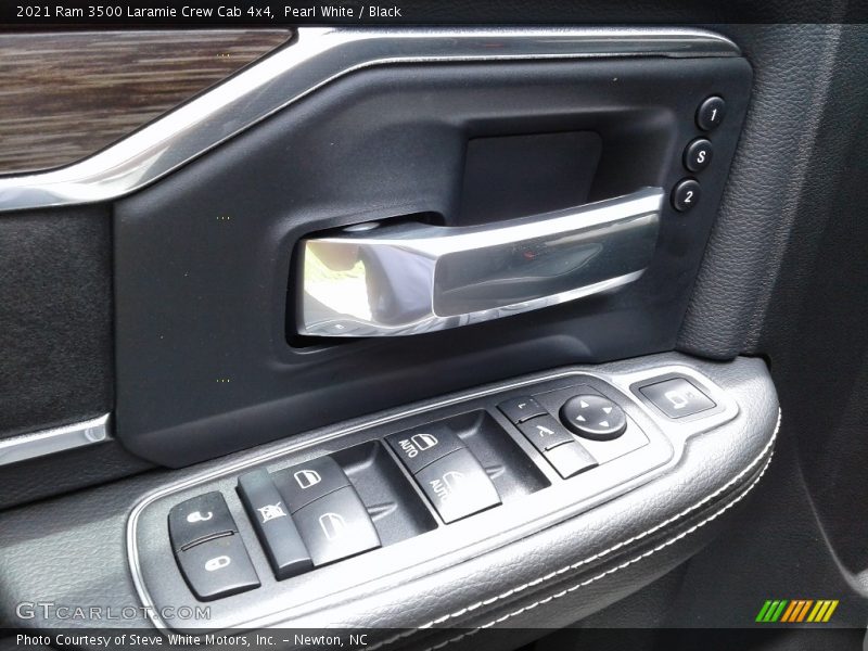 Pearl White / Black 2021 Ram 3500 Laramie Crew Cab 4x4