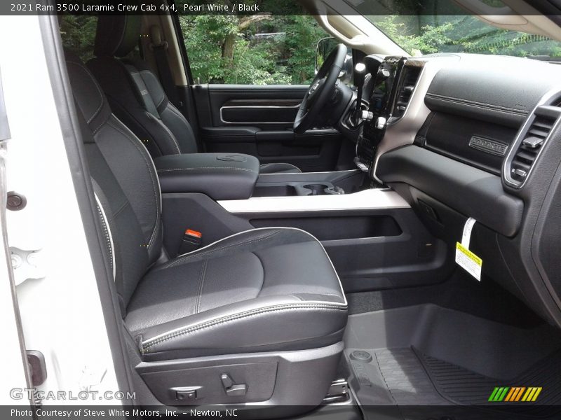 Pearl White / Black 2021 Ram 3500 Laramie Crew Cab 4x4