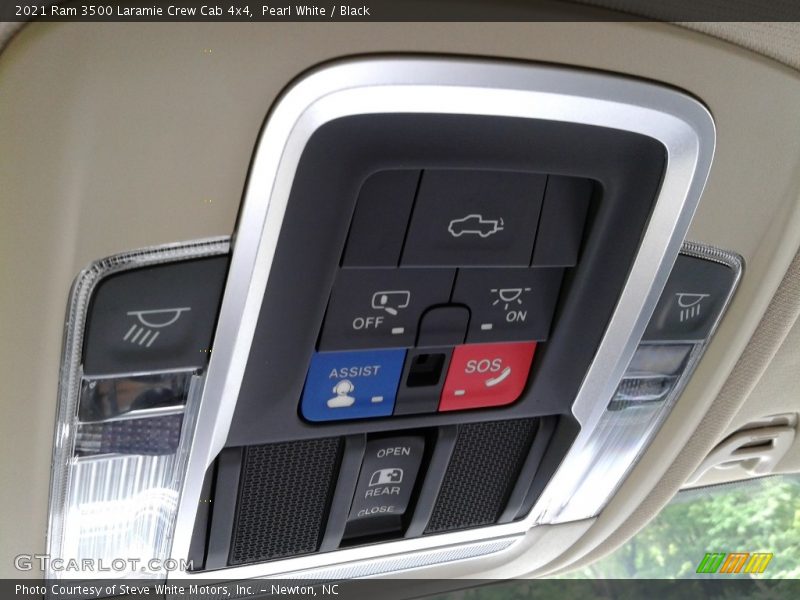 Pearl White / Black 2021 Ram 3500 Laramie Crew Cab 4x4