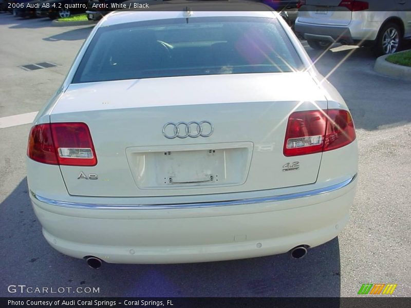 Arctic White / Black 2006 Audi A8 4.2 quattro