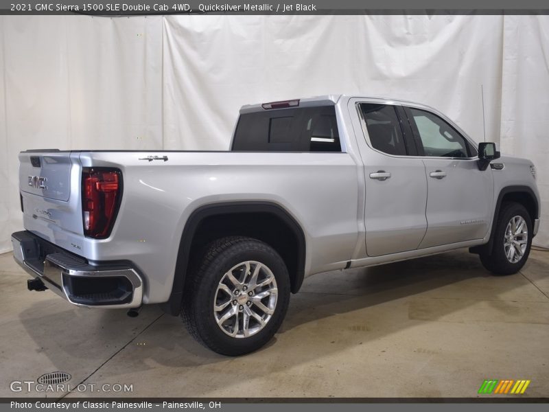 Quicksilver Metallic / Jet Black 2021 GMC Sierra 1500 SLE Double Cab 4WD
