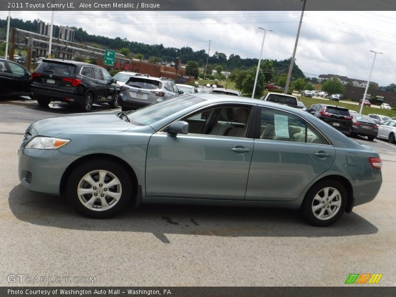 Aloe Green Metallic / Bisque 2011 Toyota Camry LE