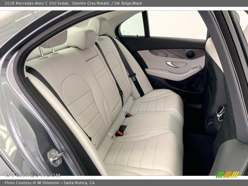 Selenite Grey Metallic / Silk Beige/Black 2018 Mercedes-Benz C 300 Sedan