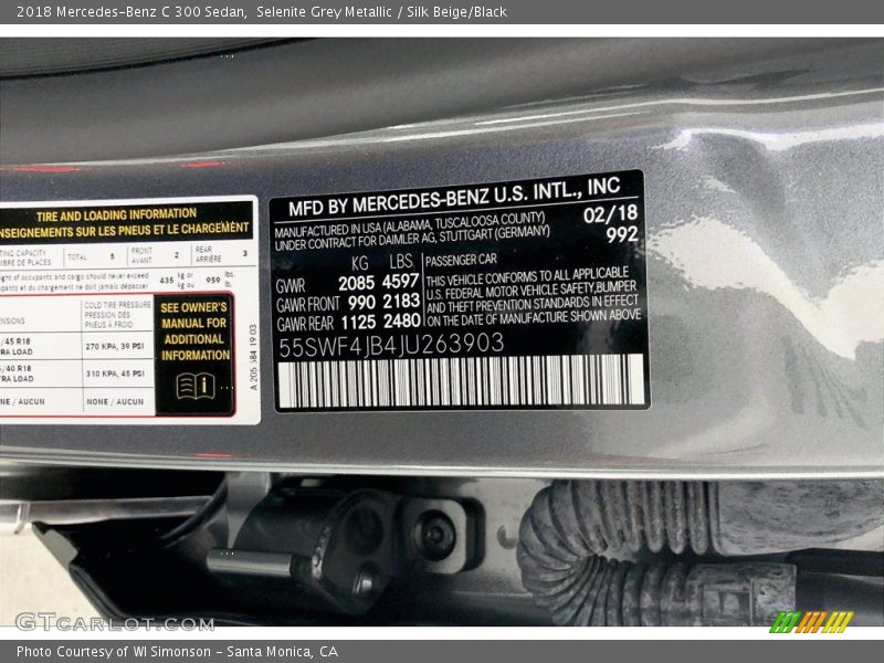 Selenite Grey Metallic / Silk Beige/Black 2018 Mercedes-Benz C 300 Sedan