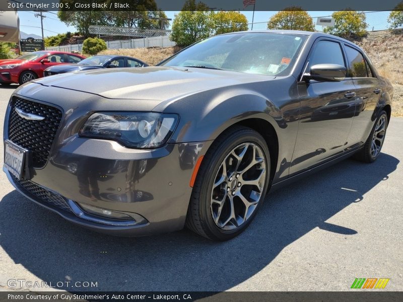 Gloss Black / Black 2016 Chrysler 300 S